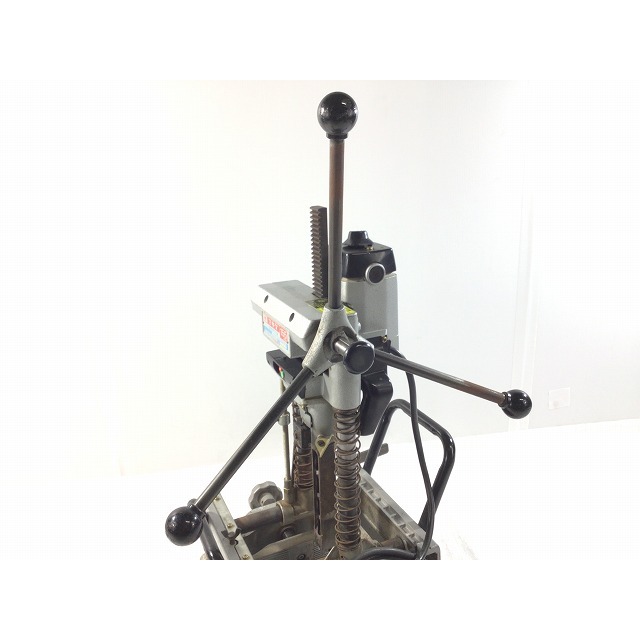 Makita - ☆中古品☆makita マキタ 100V 155mm 5寸カクノミ 7305 Makita - ☆中古品☆makita マキタ 100V 155mm 5寸カクノミ 7305