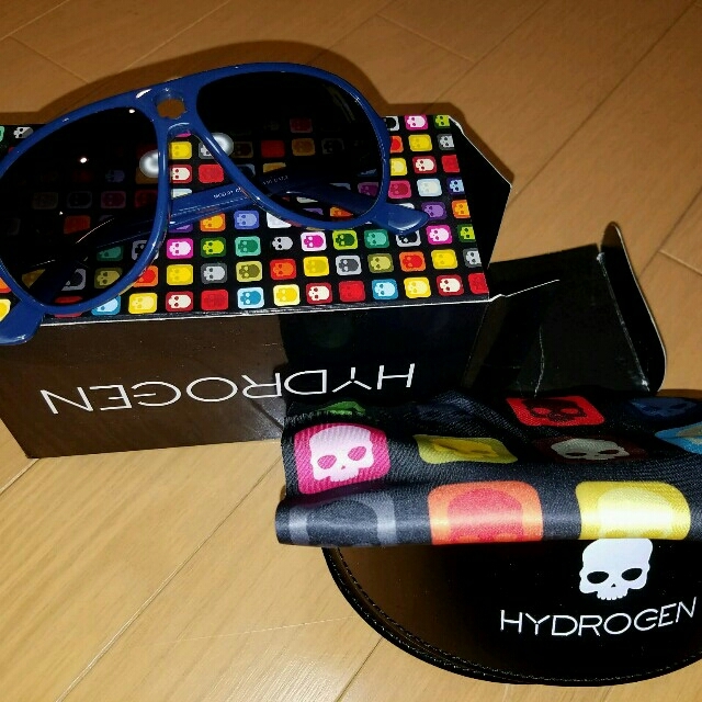 HYDROGEN(ハイドロゲン)のHYDROGENのサングラス メンズのファッション小物(サングラス/メガネ)の商品写真