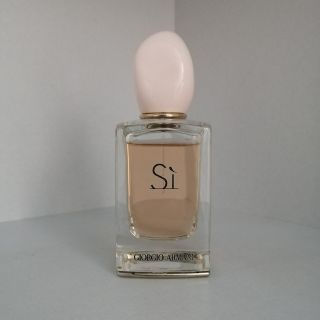 ジョルジオアルマーニ(Giorgio Armani)のARMANI★アルマーニ Si シィ オードトワレ 50ml(香水(女性用))