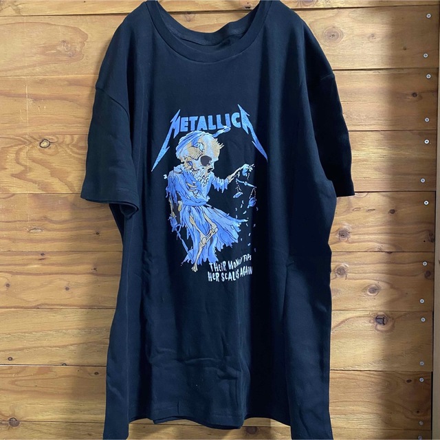 【新品】メタリカ　METALLICA バンドT　ロックT　夏服　半袖 メンズのトップス(Tシャツ/カットソー(半袖/袖なし))の商品写真