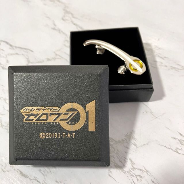 BANDAI(バンダイ)の仮面ライダーゼロワン　迅　イヤリング　Mサイズ メンズのアクセサリー(ピアス(片耳用))の商品写真