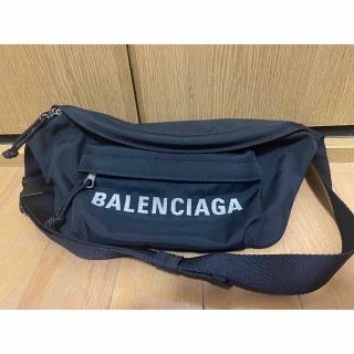 バレンシアガ(Balenciaga)のバレンシアガ　ボディバッグ(ボディーバッグ)