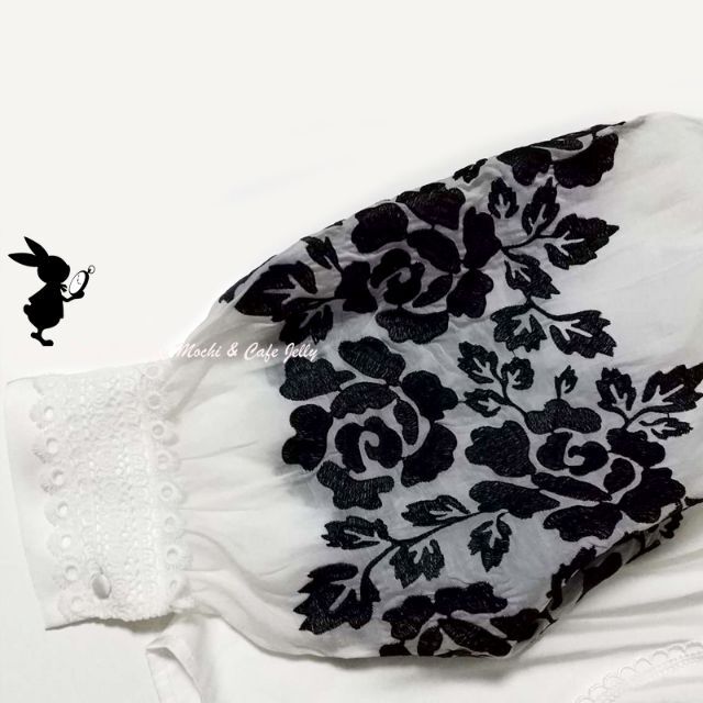 axes femme Nostalgie バルーン袖レースブラウス 白