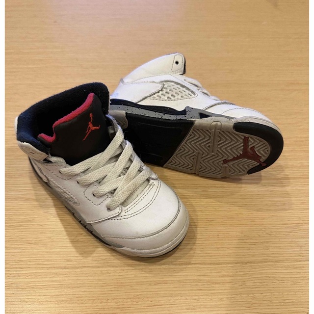 Jordan Brand（NIKE）(ジョーダン)のNIKE AIR JORDAN 5 ナイキ　エアジョーダン5 キッズ/ベビー/マタニティのベビー靴/シューズ(~14cm)(スニーカー)の商品写真