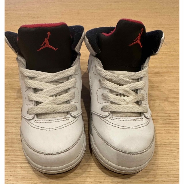 Jordan Brand（NIKE）(ジョーダン)のNIKE AIR JORDAN 5 ナイキ　エアジョーダン5 キッズ/ベビー/マタニティのベビー靴/シューズ(~14cm)(スニーカー)の商品写真