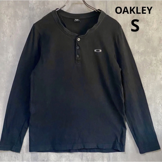 オークリー(Oakley)のオークリー　OAKLEY  ロングスリーブ　黒　S  綿　100%(Tシャツ/カットソー(七分/長袖))