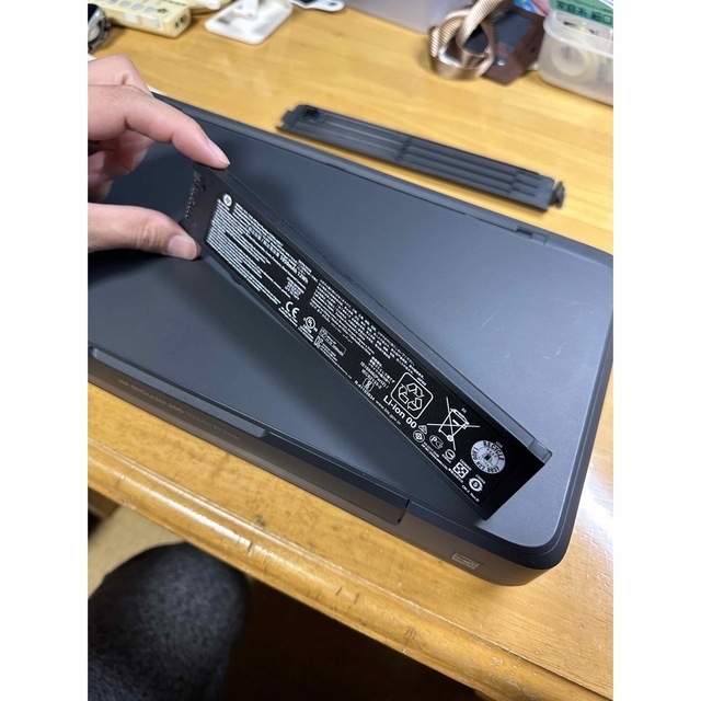 HP officejet200 Mobile Printer バッテリー付　箱無PC/タブレット