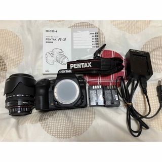 ペンタックス(PENTAX)の【美品】PENTAX K-3 DA 18-135レンズキット ショット約2000(デジタル一眼)