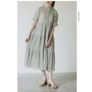 idem crinkle tiered onepiece 美品(ロングワンピース/マキシワンピース)