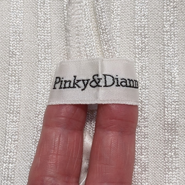 Pinky&Dianne(ピンキーアンドダイアン)の【最終処分価格】❁Pinky＆Dianne ホワイト リブTシャツ❁ レディースのトップス(Tシャツ(半袖/袖なし))の商品写真