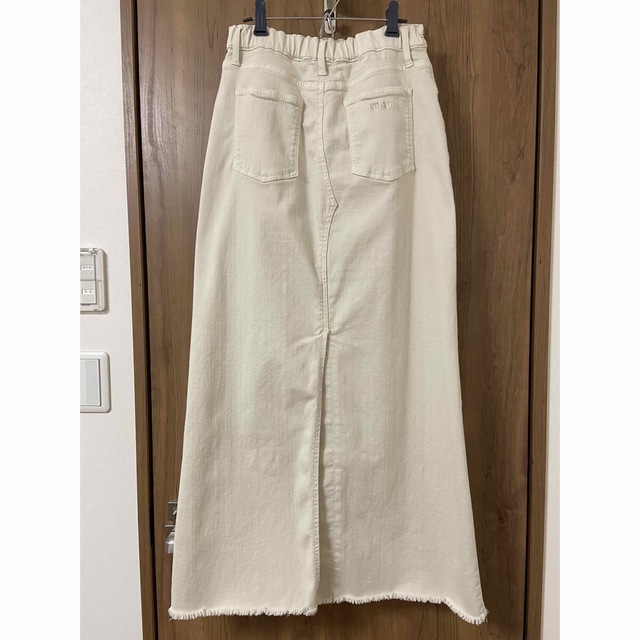 L'Appartement DEUXIEME CLASSE(アパルトモンドゥーズィエムクラス)の【GOOD GRIEF】ＡLine Fringe Hem Skirt レディースのスカート(ロングスカート)の商品写真