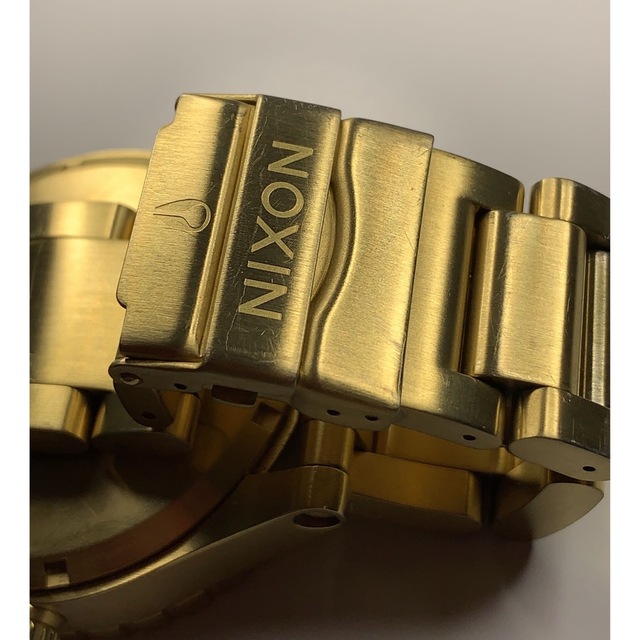 NIXON(ニクソン)の【新品電池】NIXON ニクソン ゴールド 51-30 クオーツ 腕時計 メンズの時計(腕時計(アナログ))の商品写真