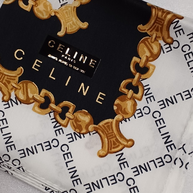 celine(セリーヌ)の値下げ📌セリーヌ☆大判ハンカチ レディースのファッション小物(ハンカチ)の商品写真