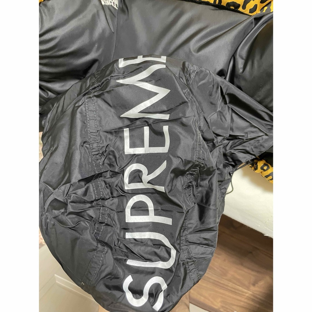 Supreme(シュプリーム)のsupreme The North Face Leopard レオパード ヌプシ メンズのジャケット/アウター(ダウンジャケット)の商品写真