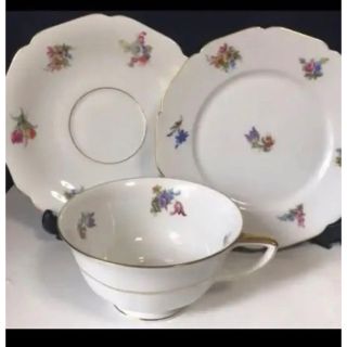 エインズレイ(Aynsley China)のハインリッヒ ババリア　小花散らし　トリオ(食器)