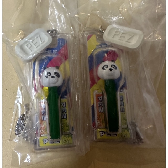 pez パンダ　2個セット エンタメ/ホビーのおもちゃ/ぬいぐるみ(キャラクターグッズ)の商品写真