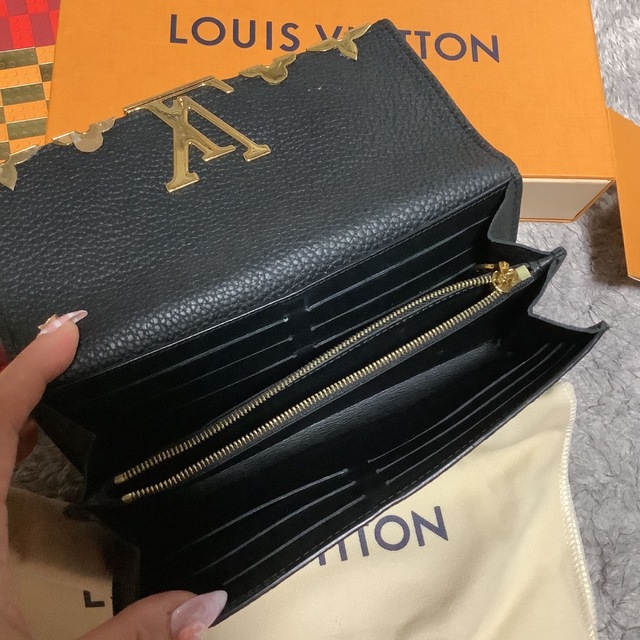 LOUIS VUITTON(ルイヴィトン)のルイヴィトン★確実正規店購入★ポルトフォイユ.カプシーヌ長財布★美品★激安送料込 レディースのファッション小物(財布)の商品写真