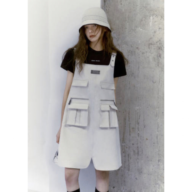 TOGA(トーガ)のanno mundi マルチポケットジャンパースカート レディースのワンピース(ひざ丈ワンピース)の商品写真