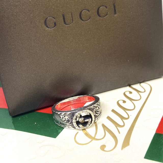 美品！GUCCI インターロッキング シルバーリング 925 16号 付属品付き | フリマアプリ ラクマ