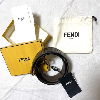 フェンディ(FENDI)のフェンディ  ストラップユー(ショルダーバッグ)