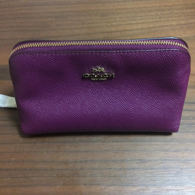 COACH(コーチ)のみぃにゃんこさま専用  COACH  ポーチ レディースのファッション小物(ポーチ)の商品写真