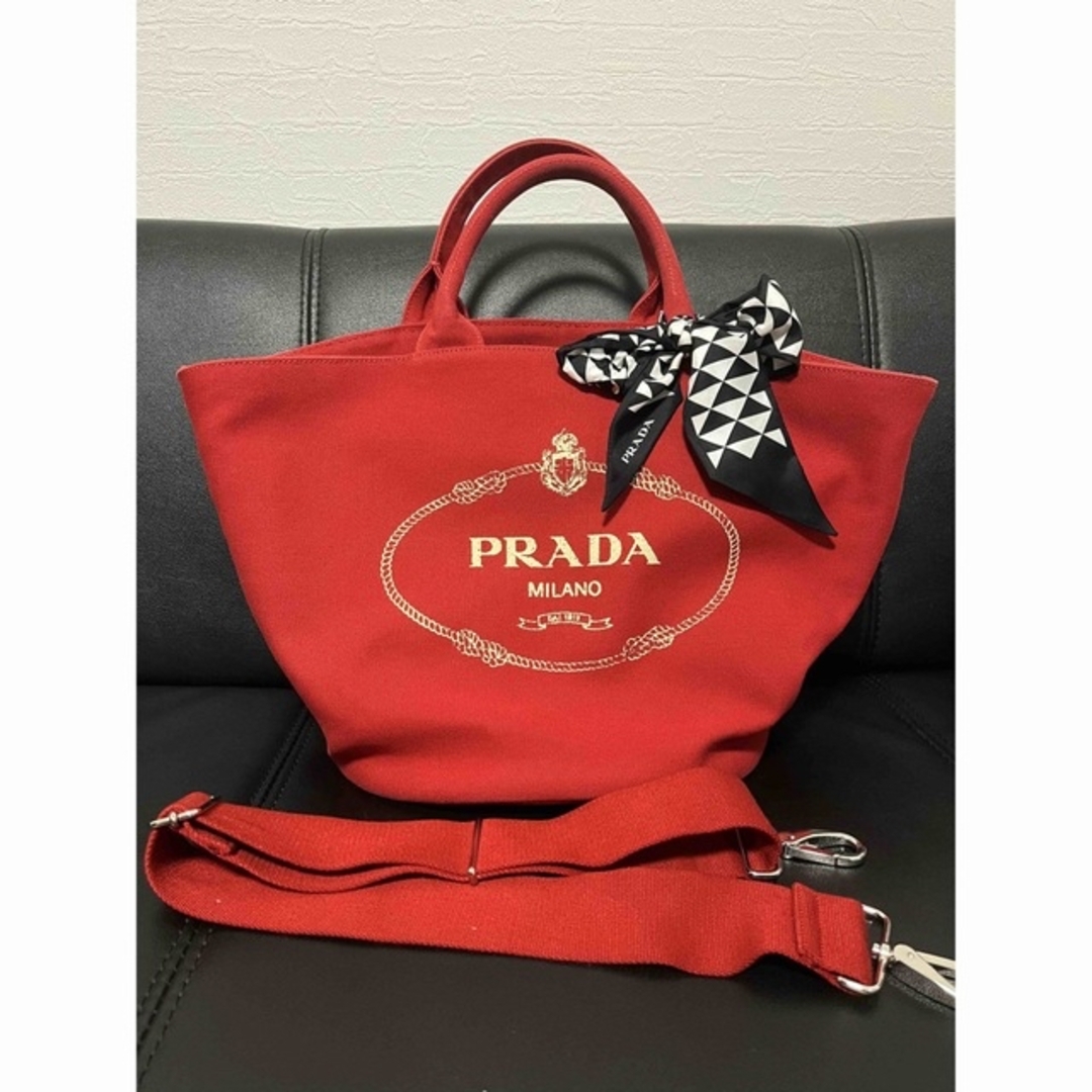 超可爱の PRADA - ハンド ショルダー バケツ型 カナパ レッド ツイリー