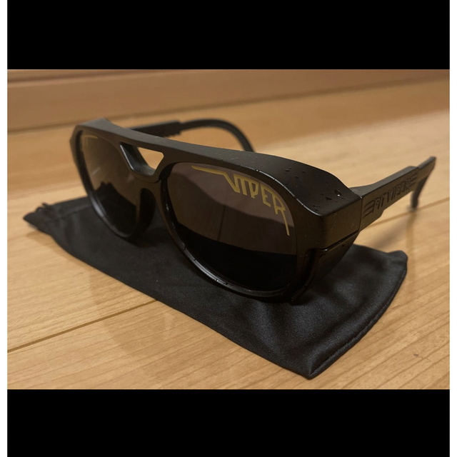 Pit Viper ピットバイパー ティアドロップ サングラス 黒 風防付きの通販 by さくらんぼゼリーs shop|ラクマ