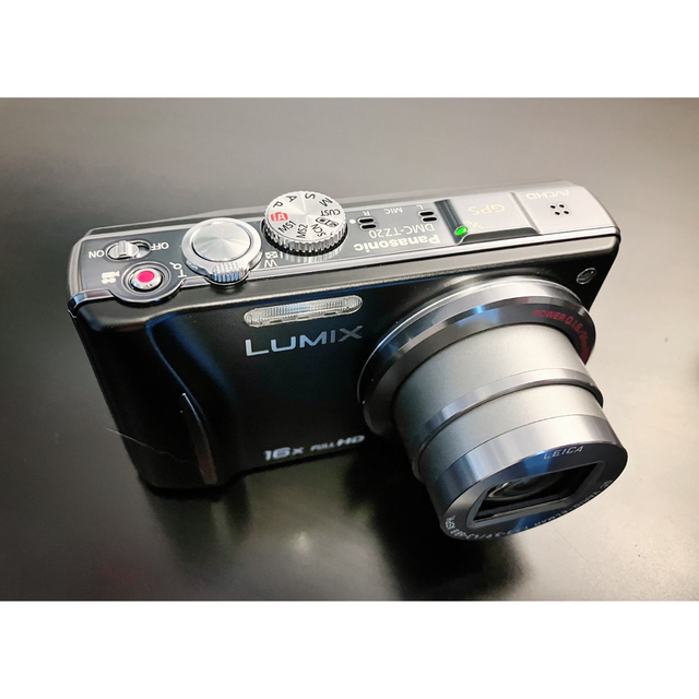 Panasonic(パナソニック)のLUMIXルミックス　DMC-TZ20 専用革ケース　純正バッテリー2個 スマホ/家電/カメラのカメラ(コンパクトデジタルカメラ)の商品写真