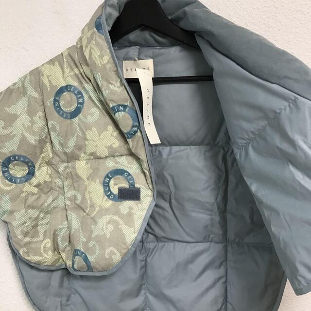 celine(セリーヌ)のceline down vest  poncho レディースのジャケット/アウター(ダウンベスト)の商品写真