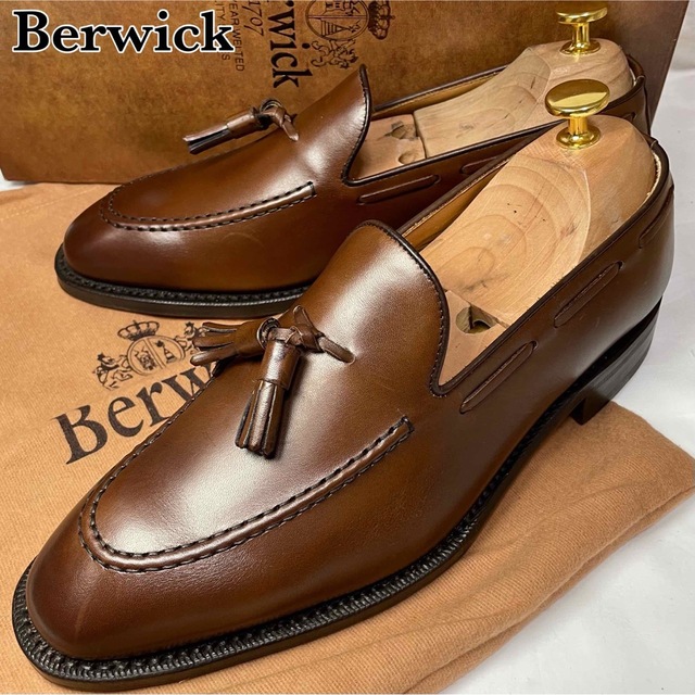 人気ショップ 【極美品】Berwick タッセルローファー 全品5倍 バー