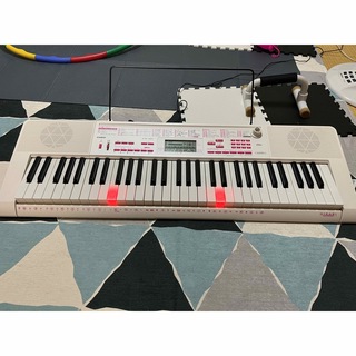 CASIO - CASIO・電ピアノ・電子キーボード LK-121の通販｜ラクマ