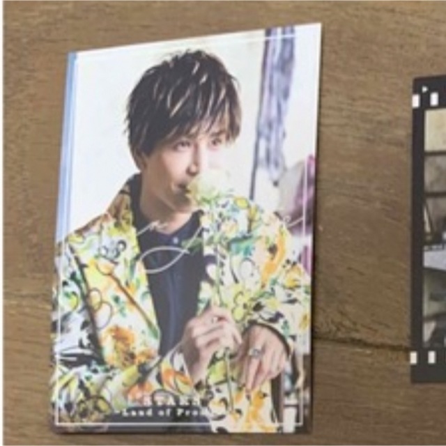 岩田剛典　フォトカード エンタメ/ホビーのタレントグッズ(ミュージシャン)の商品写真