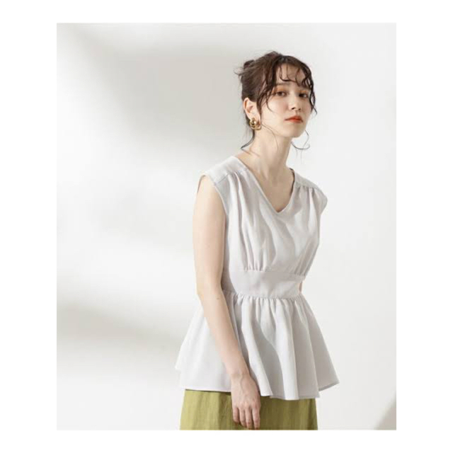 N.Natural beauty basic(エヌナチュラルビューティーベーシック)のドライポプリンノースリーブブラウス  レディースのトップス(シャツ/ブラウス(半袖/袖なし))の商品写真