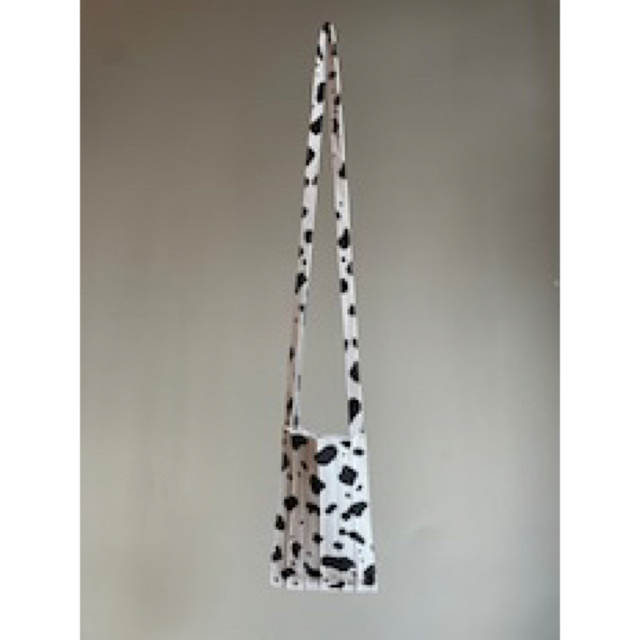 KNT365 Me-Knitty 携帯入れダルメシアン レディースのバッグ(トートバッグ)の商品写真