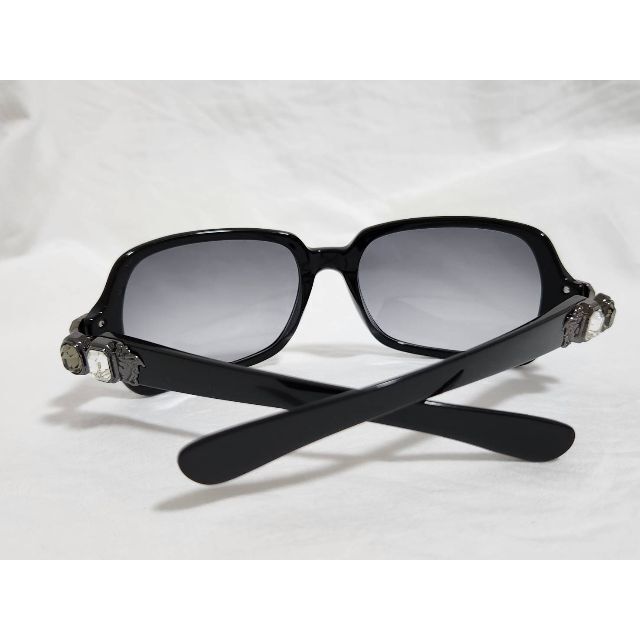 VERSACE(ヴェルサーチ)の正規美 ヴェルサーチ クラシック 3連ビジューL メデューサロゴ サングラス黒 レディースのファッション小物(サングラス/メガネ)の商品写真