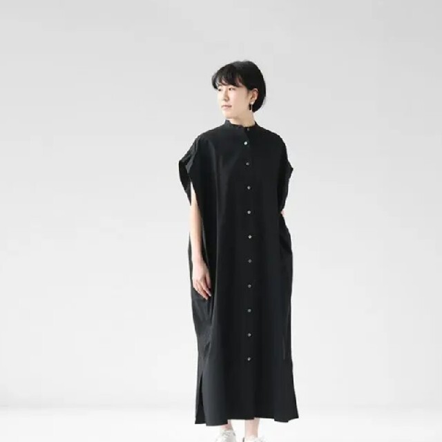 UNITED ARROWS(ユナイテッドアローズ)の新品 【SACRA】ウォッシュドタイプライターワンピース レディースのワンピース(ロングワンピース/マキシワンピース)の商品写真