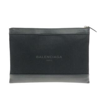 バレンシアガ クラッチの通販 800点以上 Balenciagaを買うならラクマ