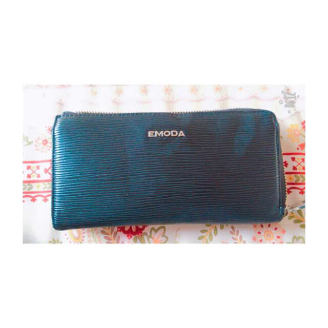 EMODA(エモダ)のEMODA 長財布 黒 レディースのファッション小物(財布)の商品写真