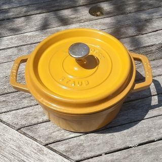 ストウブ(STAUB)のSTAUB 20cm ココット(調理道具/製菓道具)