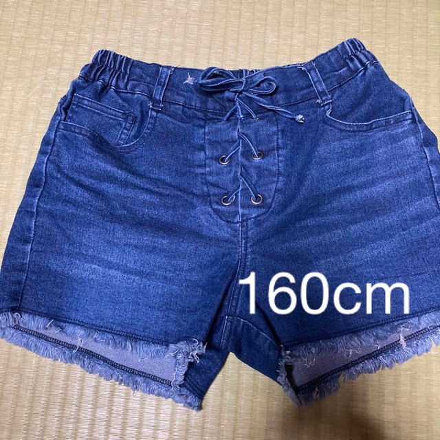 レースアップショートパンツ　デニム　160 キッズ/ベビー/マタニティのキッズ服女の子用(90cm~)(パンツ/スパッツ)の商品写真