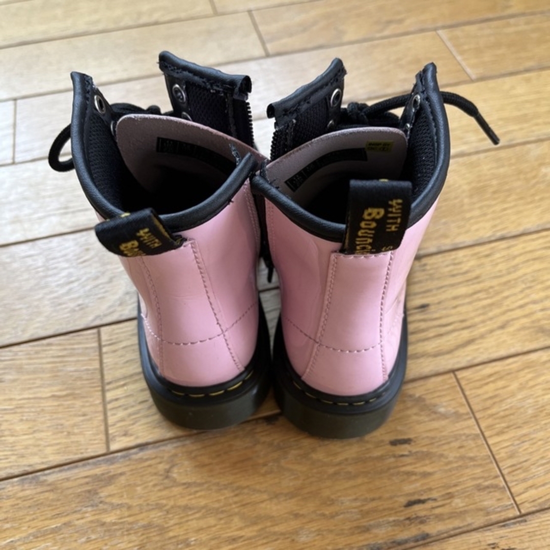 Dr.Martens(ドクターマーチン)のドクターマーチンブーツ キッズ/ベビー/マタニティのキッズ靴/シューズ(15cm~)(ブーツ)の商品写真