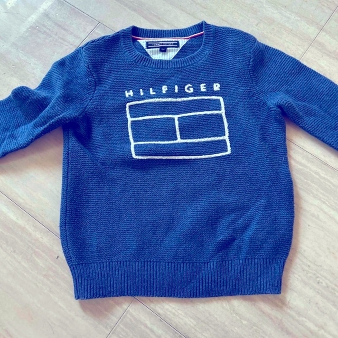 TOMMY HILFIGER(トミーヒルフィガー)のトミーヒルフィガー　104 キッズ/ベビー/マタニティのキッズ服男の子用(90cm~)(ニット)の商品写真