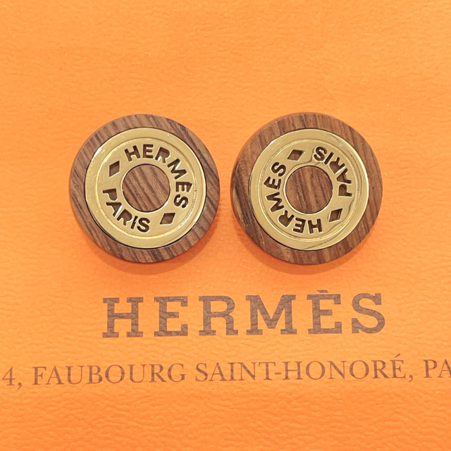 Hermes(エルメス)のエルメス イヤリング セリエ   ブラウン レディースのアクセサリー(イヤリング)の商品写真