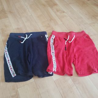 トミーヒルフィガー(TOMMY HILFIGER)のTOMMY HILFIGER　ハーフパンツ　色ちがい２色セット　120　トミー(パンツ/スパッツ)