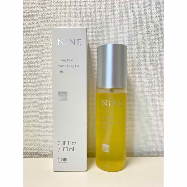 NINE(ナイン)のNiNE マルチスタイリングオイルライト 100ml コスメ/美容のヘアケア/スタイリング(オイル/美容液)の商品写真