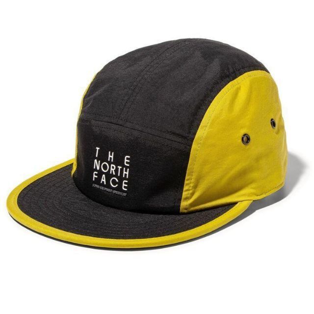 THE NORTH FACE(ザノースフェイス)の【完売品】 THE NORTH FACE ファイブパネルキャップ　黒×黄 メンズの帽子(キャップ)の商品写真
