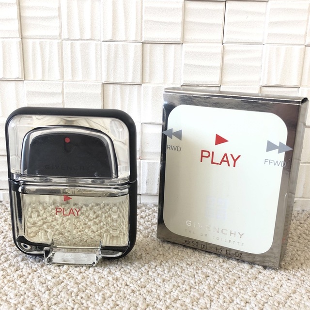 生産終了！GIVENCHY 香水「PLAY」（数回使用）