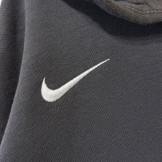 NIKE - カレッジロゴ☆ナイキ NIKE プルオーバーパーカー 刺繡ロゴ 裏 ...