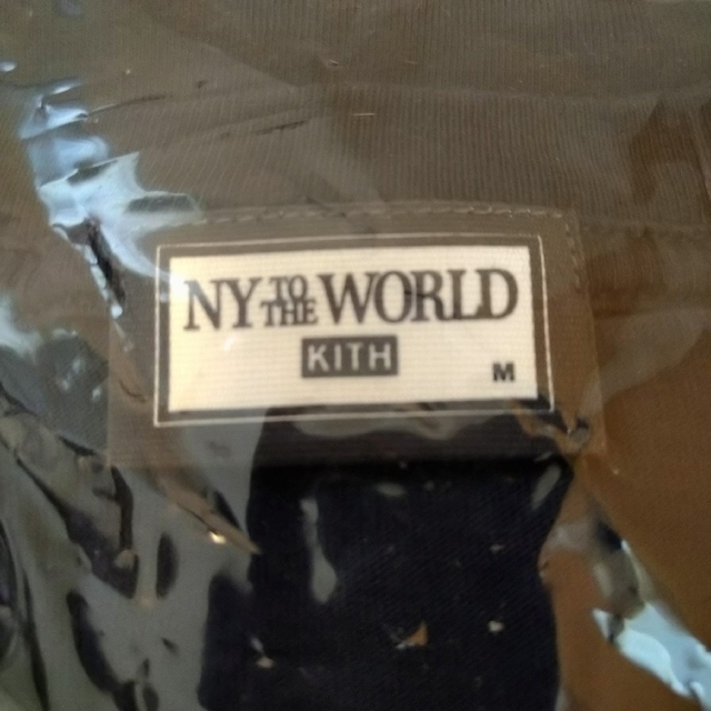 KITH(キス)のKith New York to the World Motto Tee メンズのトップス(Tシャツ/カットソー(半袖/袖なし))の商品写真