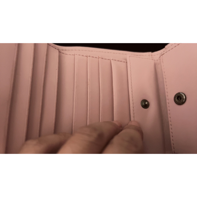 ピンク色の3つ折りお財布❣️ レディースのファッション小物(財布)の商品写真
